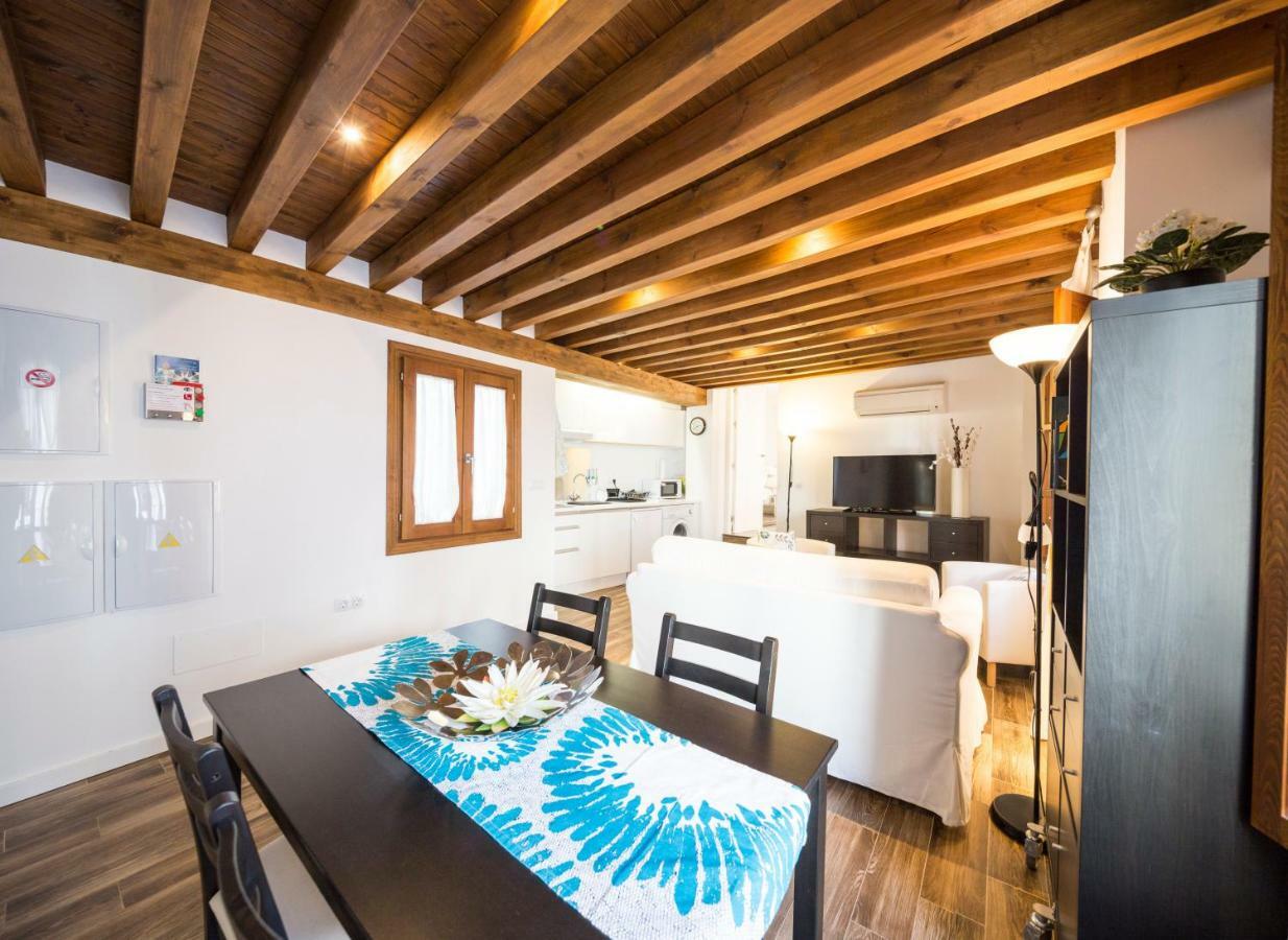 Livings En Elvira Centro Apartment Granada Luaran gambar